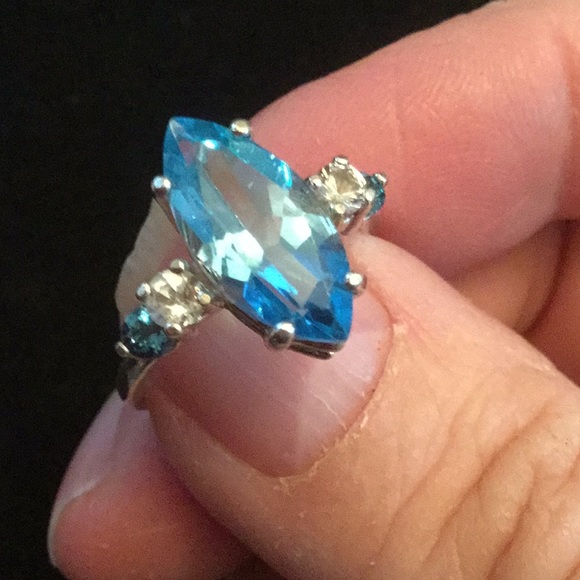 Genuine Rare Marquis Cut Blue Topaz Ring - Picture 2 of 8
